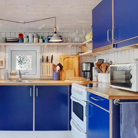 2 Bedroom Cozy In Ferienhaus